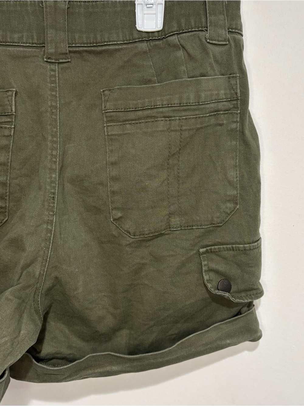 Democracy Olive Cargo Pocket Short Size - Picture 6 of 11